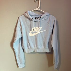 nike cropped sweatshirt